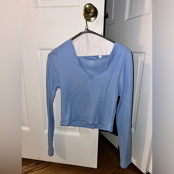 PacSun light blue long sleeve v-neck tee - Picture 1 of 3